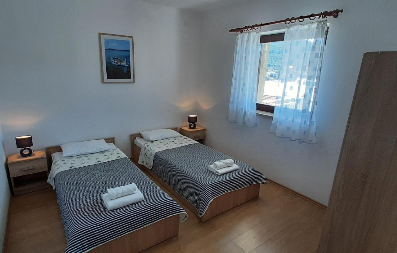 Apartment Classic Zrnovo Экстерьер фото